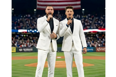 NO ONE EXPECTED THEM TO SING — BUT PATRICK MAHOMES AND TRAVIS KELCE’S RENDITION OF THE AMERICAN NATIONAL ANTHEM BROUGHT THE ENTIRE ARENA TO TEARS. THEY’RE KNOWN FOR THEIR DOMINANCE ON THE FIELD, THEIR LEADERSHIP UNDER PRESSURE, AND THE UNMISTAKABLE PRESENCE THEY CARRY WHENEVER THEY STEP INTO A STADIUM.