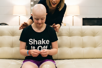 Taylor Swift Surprised a 13-Year-Old Fan Fighting Cancer – What Happened Next Was Incredible